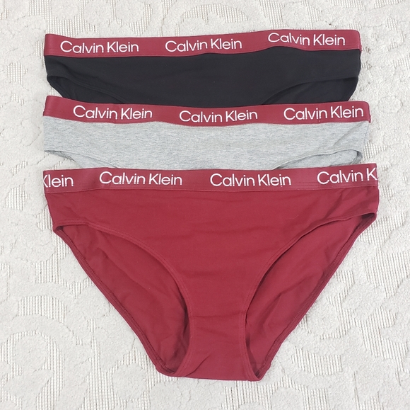 Calvin Klein Underwear Intimates & Sleepwear New Calvin Klein